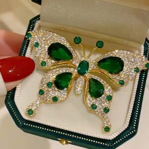 Green and Gold Butterfly Brooch with Elegant Design